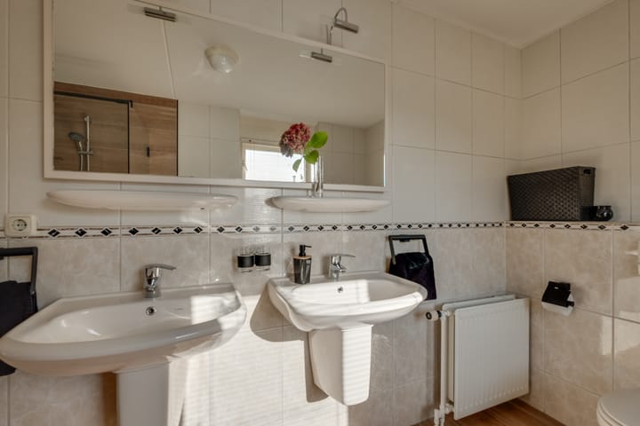 Foto 36 van Anna Reynvaanstraat 29