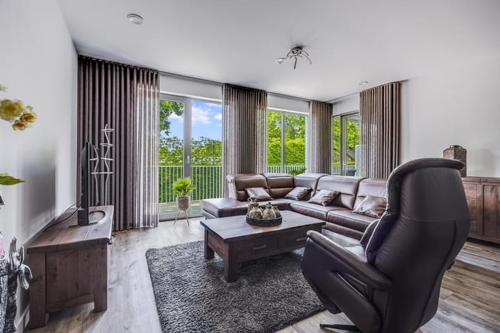 Photo 14 of Bredaseweg 10-A8