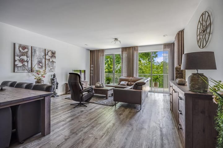 Photo 17 of Bredaseweg 10-A8