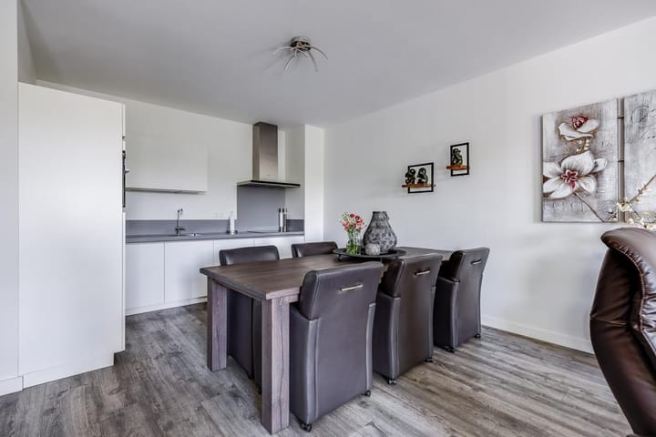 Photo 19 of Bredaseweg 10-A8