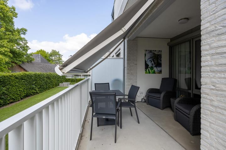 Photo 31 of Bredaseweg 10-A8