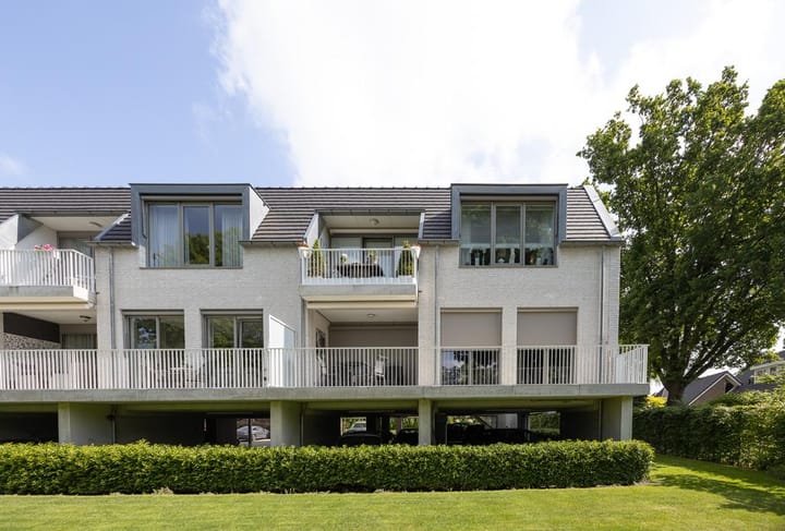 Photo 37 of Bredaseweg 10-A8