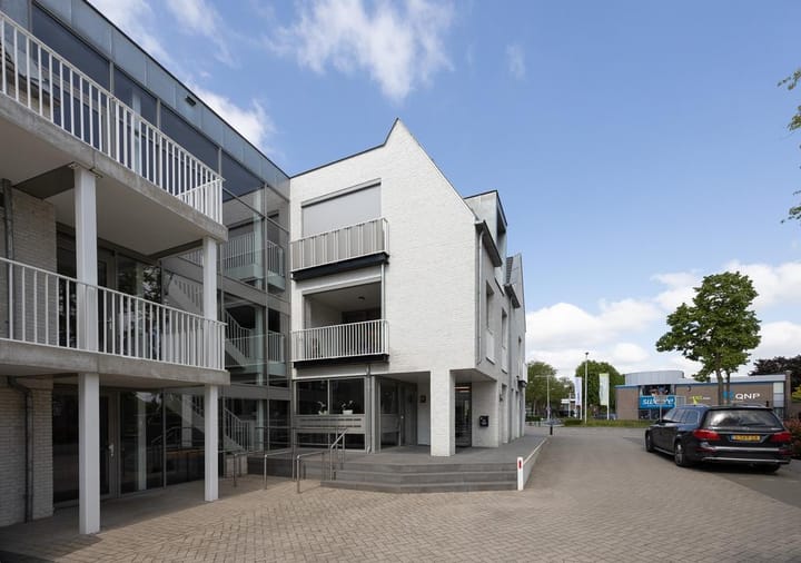 Photo 39 of Bredaseweg 10-A8