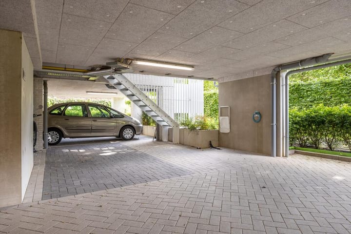 Photo 41 of Bredaseweg 10-A8