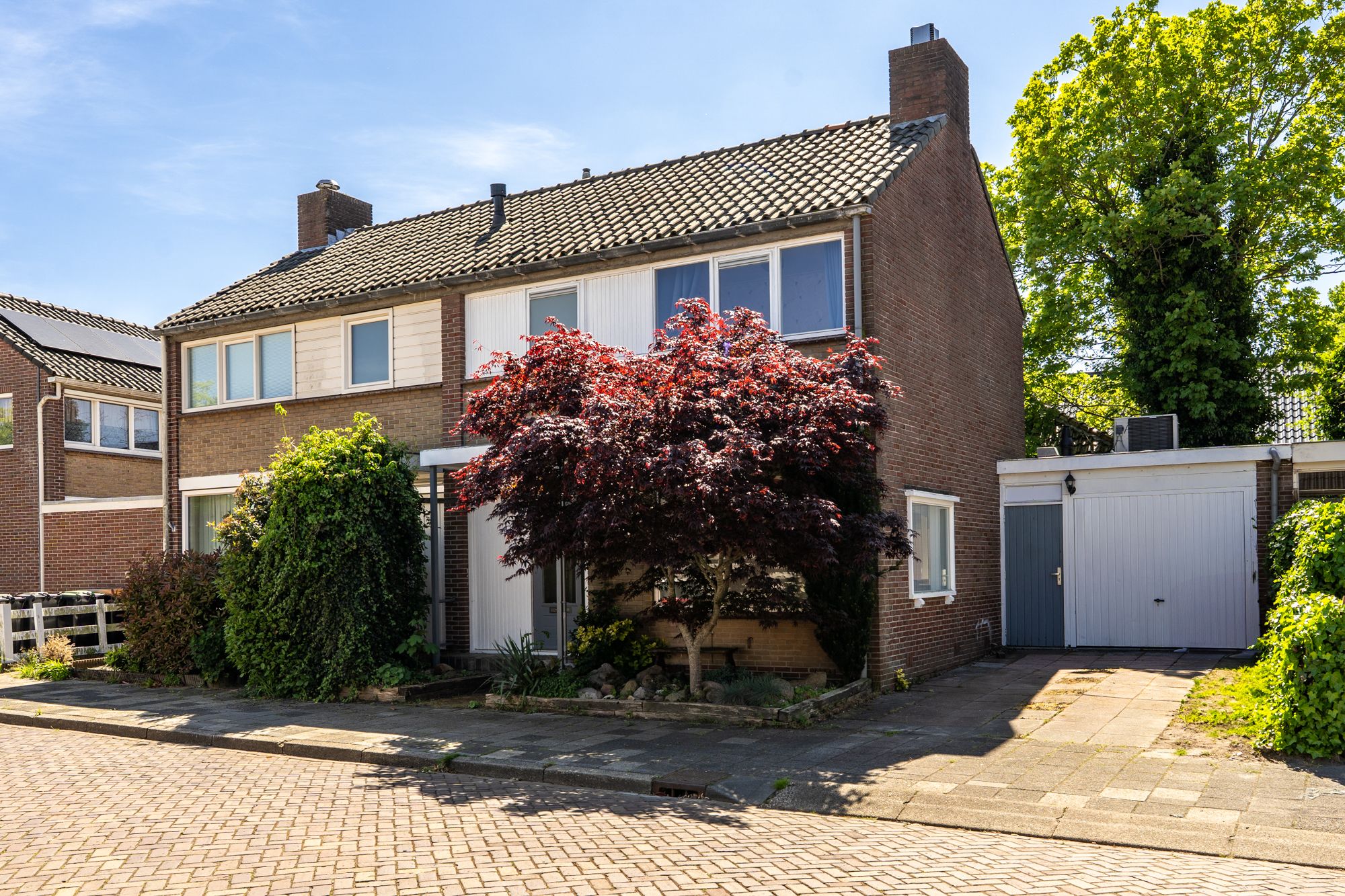 Huis te koop: Adriaan Geertsplein 2-A 9641 BB Veendam [Funda]