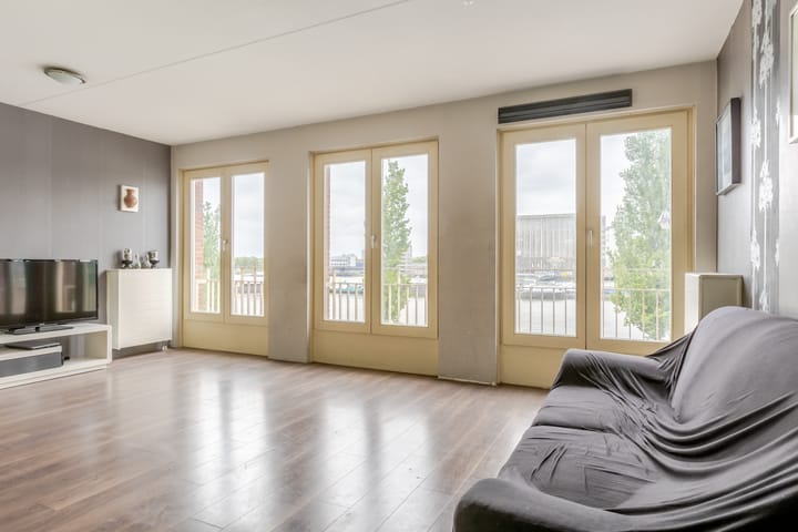 Foto 14 van Maashavenkade 157