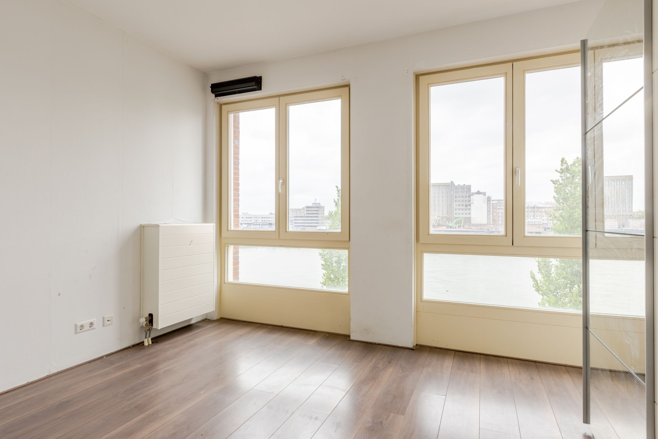 Foto 18 van Maashavenkade 157