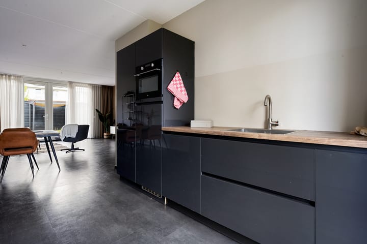 Foto 10 van Mr. C.L. Kniphorststraat 25