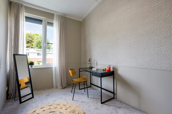 Foto 12 van Mr. C.L. Kniphorststraat 25