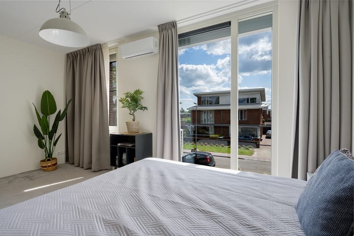 Foto 14 van Mr. C.L. Kniphorststraat 25