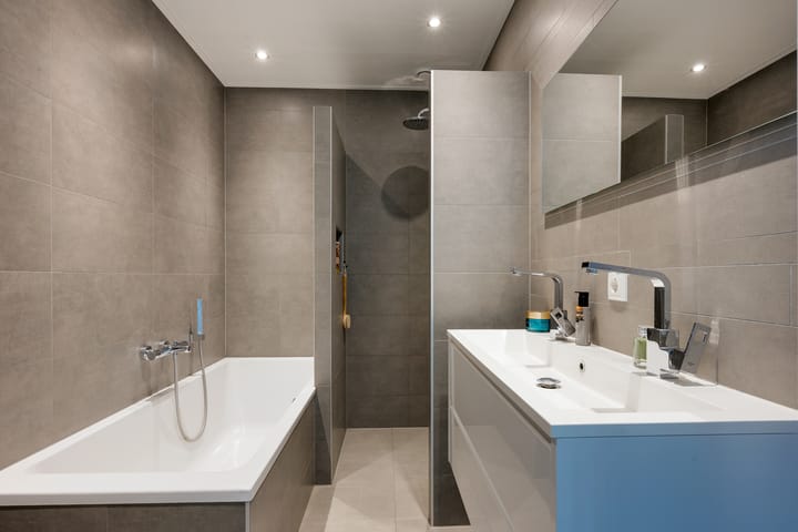 Foto 17 van Mr. C.L. Kniphorststraat 25