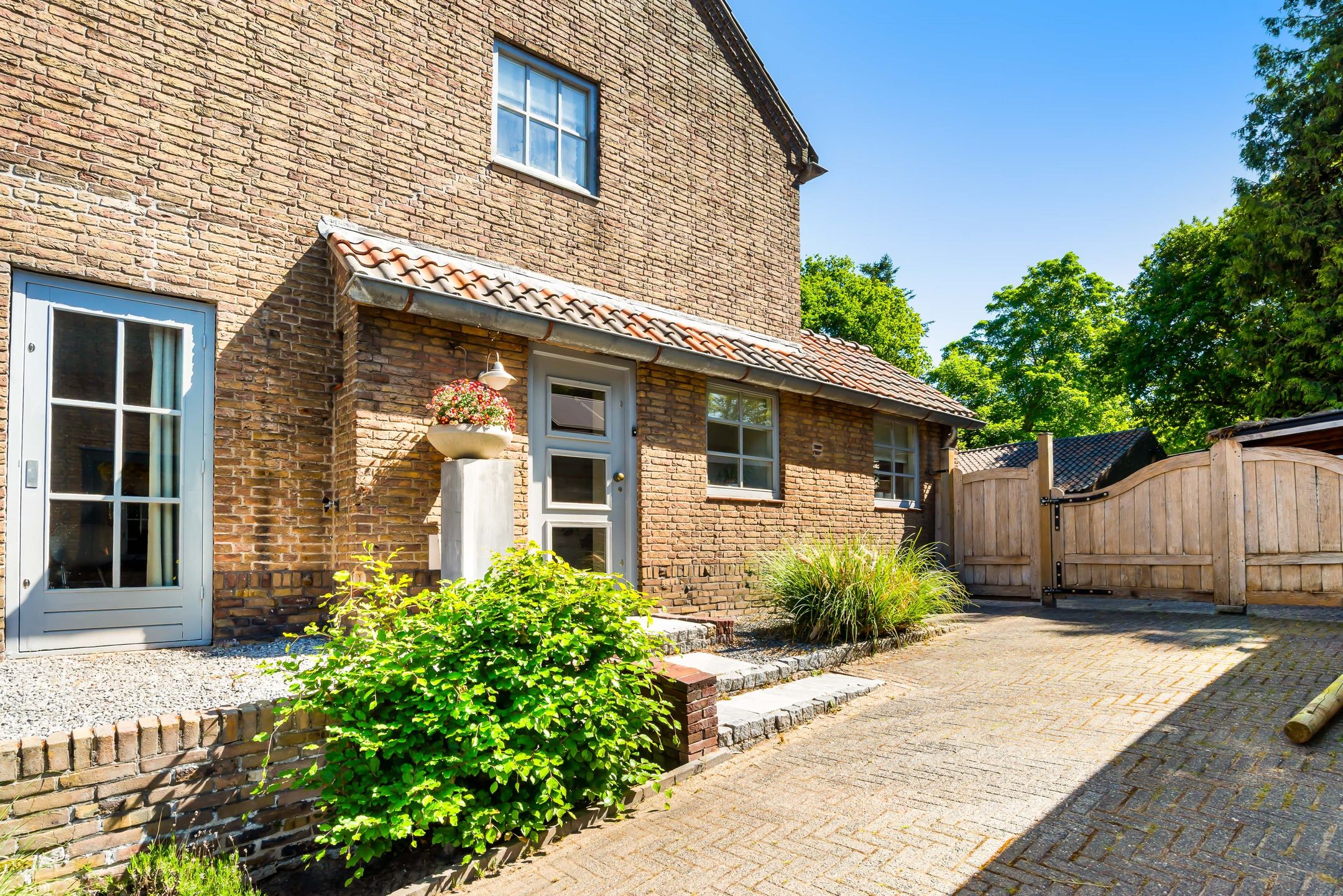 Foto 66 van Rijksstraatweg 70