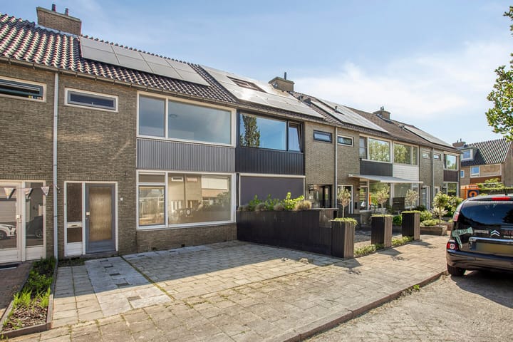 Foto 31 van van der Plaatstraat 12