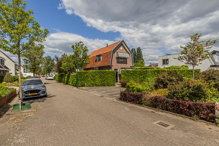 Foto 47 van Cederlaan 1