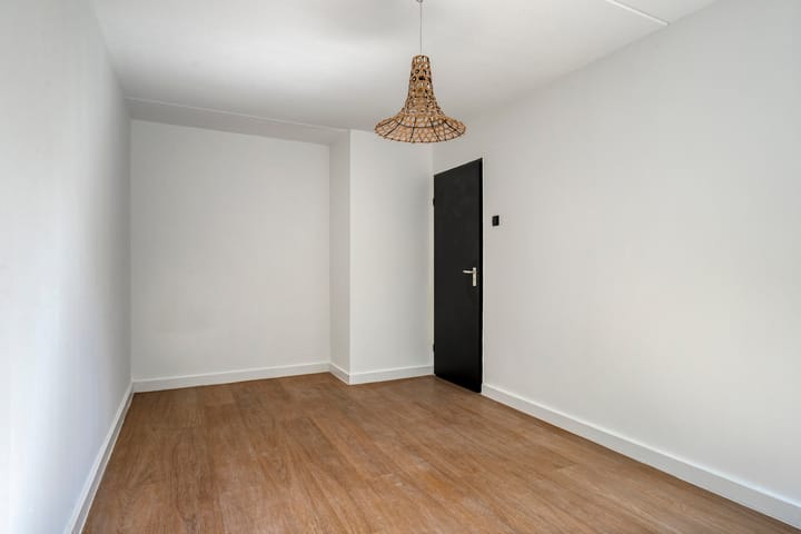 Photo 19 of Amienslaan 31