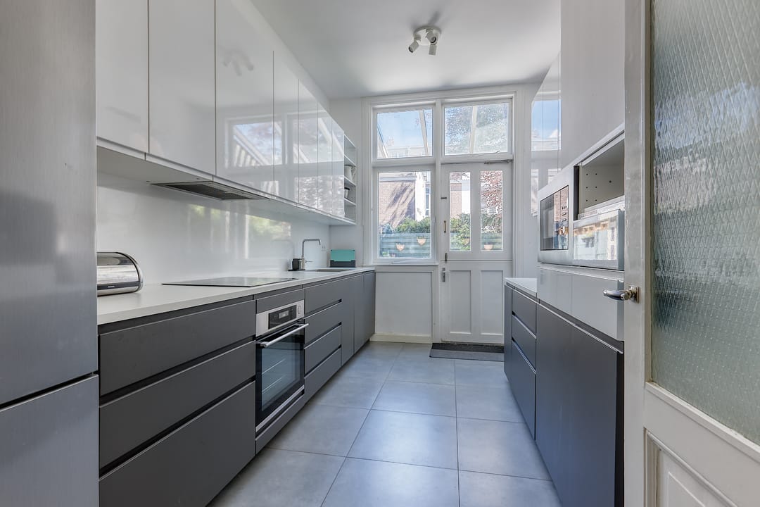 Foto 13 van Van Weede van Dijkveldstraat 49