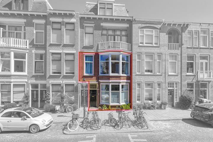 Photo 3 of Van Weede van Dijkveldstraat 49