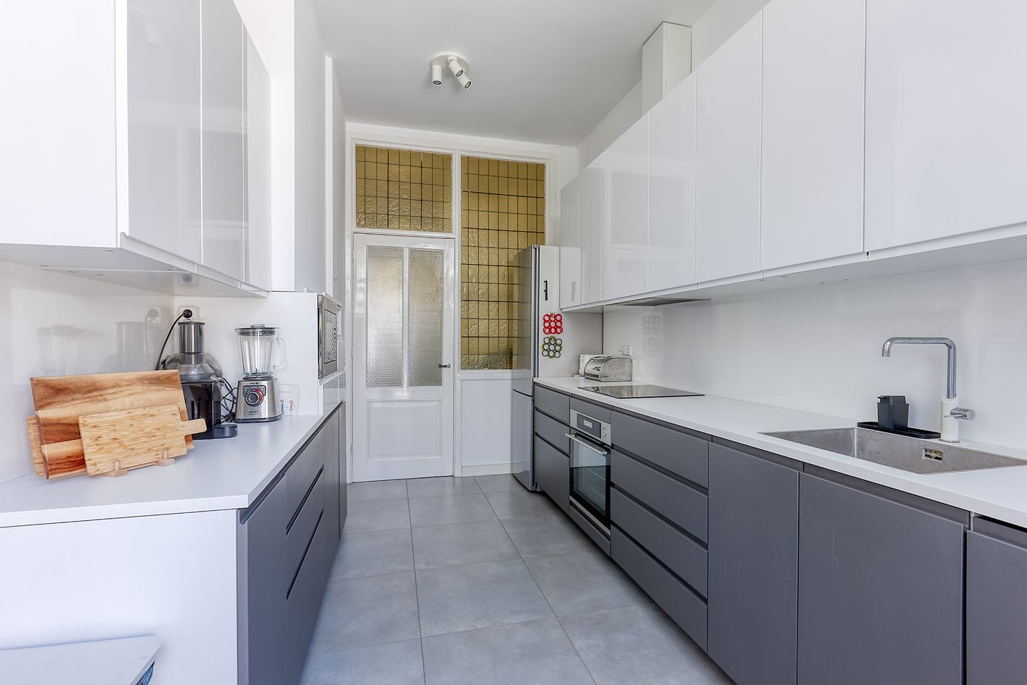 Foto 14 van Van Weede van Dijkveldstraat 49