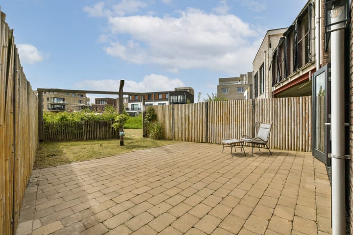 Foto 10 van IJslandstraat 3