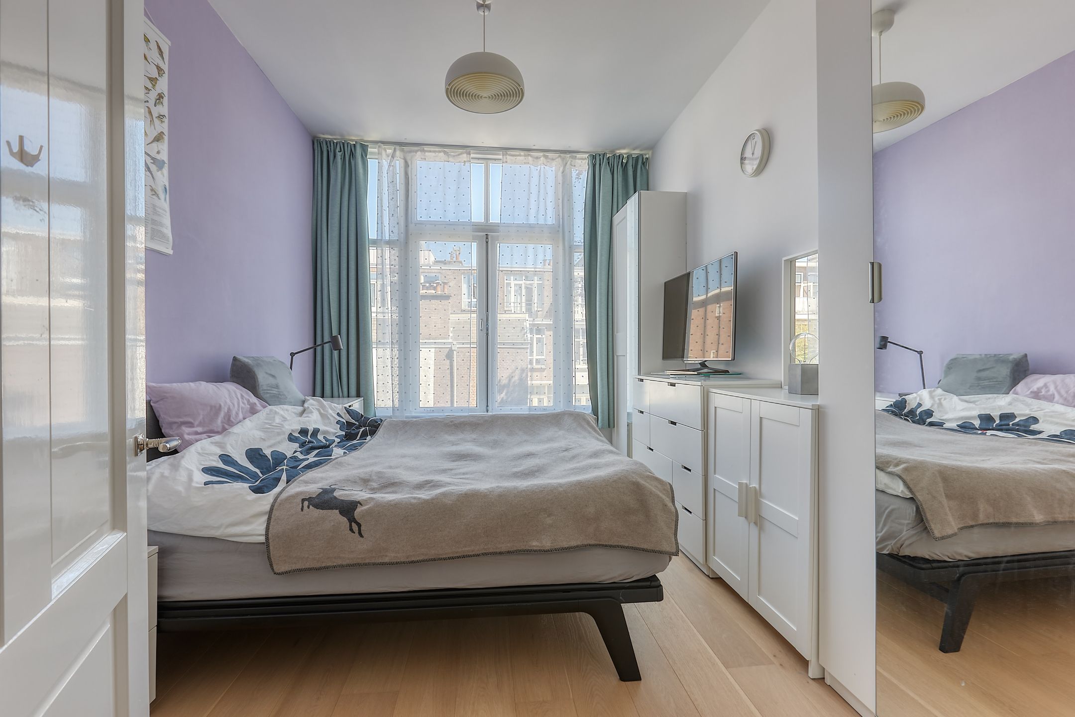 Foto 27 van Van Weede van Dijkveldstraat 49