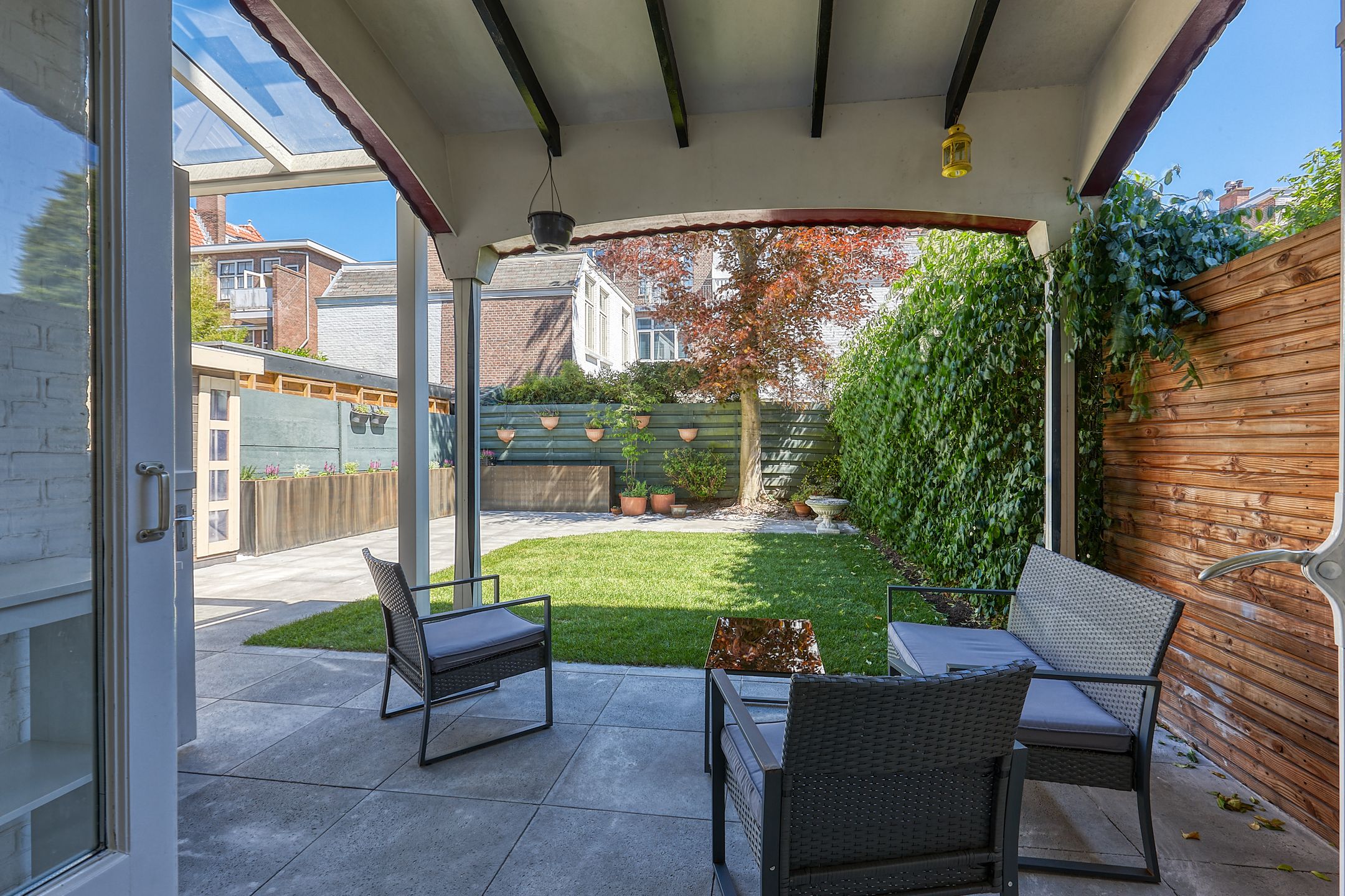 Foto 12 van Van Weede van Dijkveldstraat 49