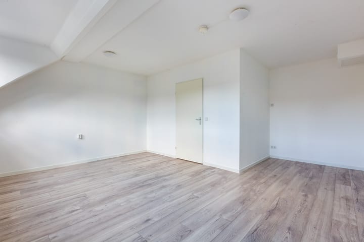 Foto 18 van Oranje Pan 11