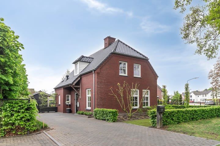 Photo 1 of Van Sevenbornlaan 1