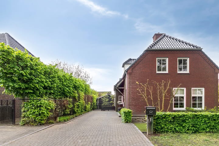 Photo 3 of Van Sevenbornlaan 1