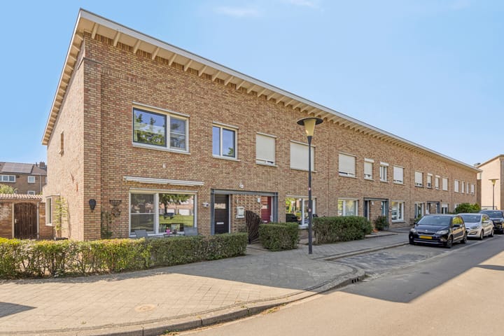 Foto 1 van Aalmoezenier Verheggenplein 58