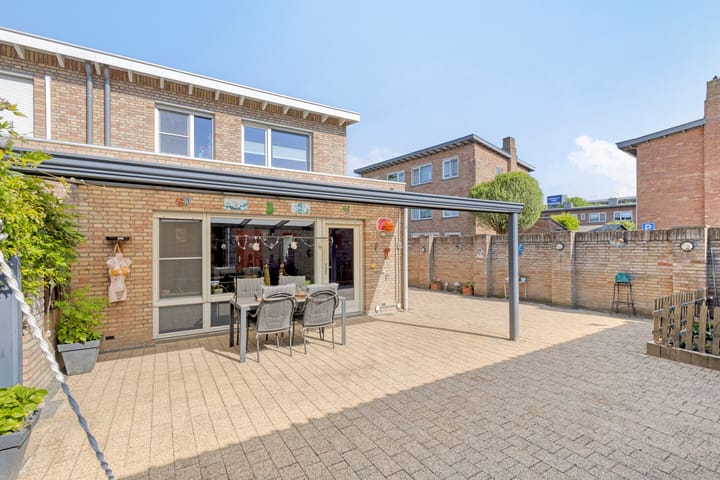 Foto 3 van Aalmoezenier Verheggenplein 58