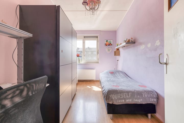 Foto 15 van Aalmoezenier Verheggenplein 58