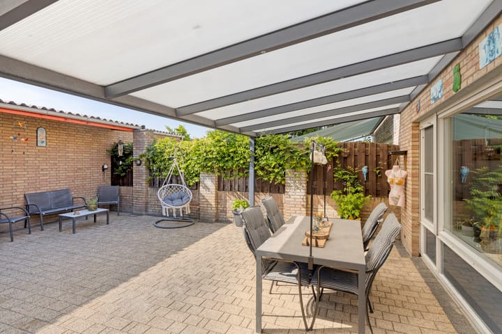 Foto 19 van Aalmoezenier Verheggenplein 58