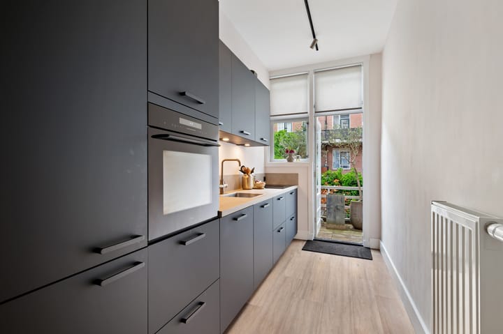 Photo 8 of Maaskade 93-B