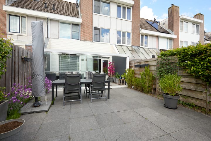 Foto 42 van Baker 32