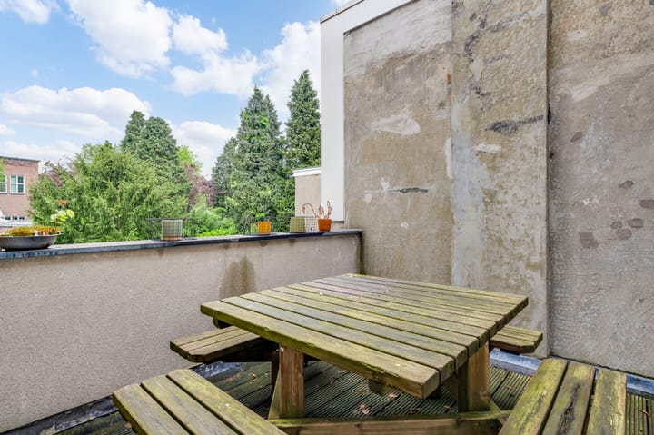 Foto 24 van Tongerseplein 10-A