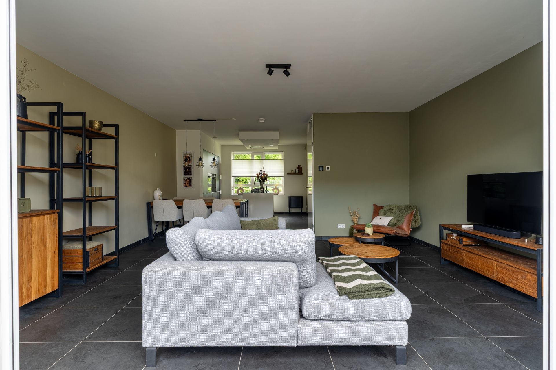 Foto 21 van Elzendreef 46