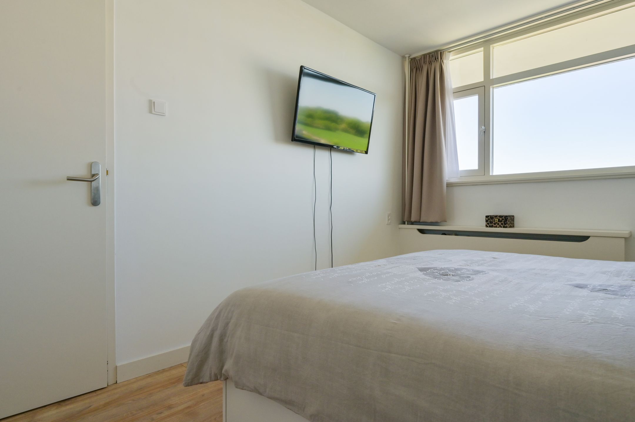 Foto 9 van Titus Brandsmastraat 111