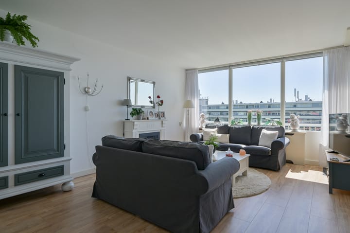 Foto 16 van Titus Brandsmastraat 111