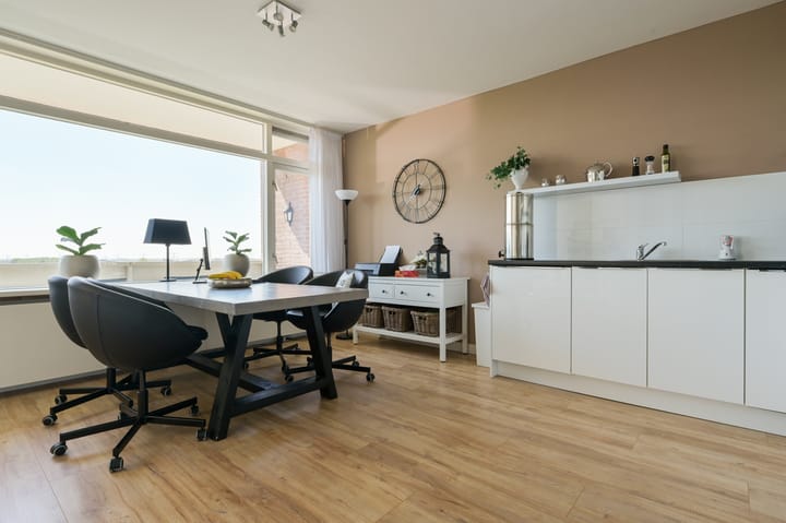 Foto 22 van Titus Brandsmastraat 111