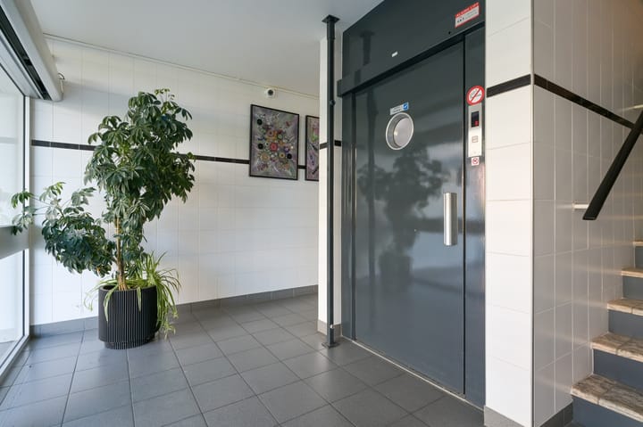 Foto 32 van Titus Brandsmastraat 111