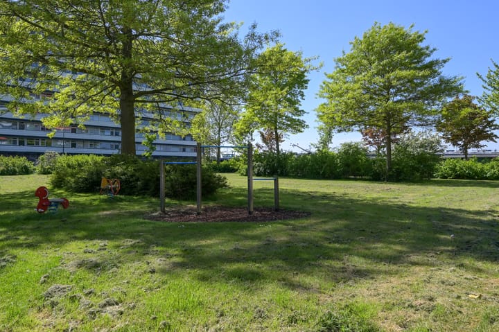 Foto 34 van Titus Brandsmastraat 111