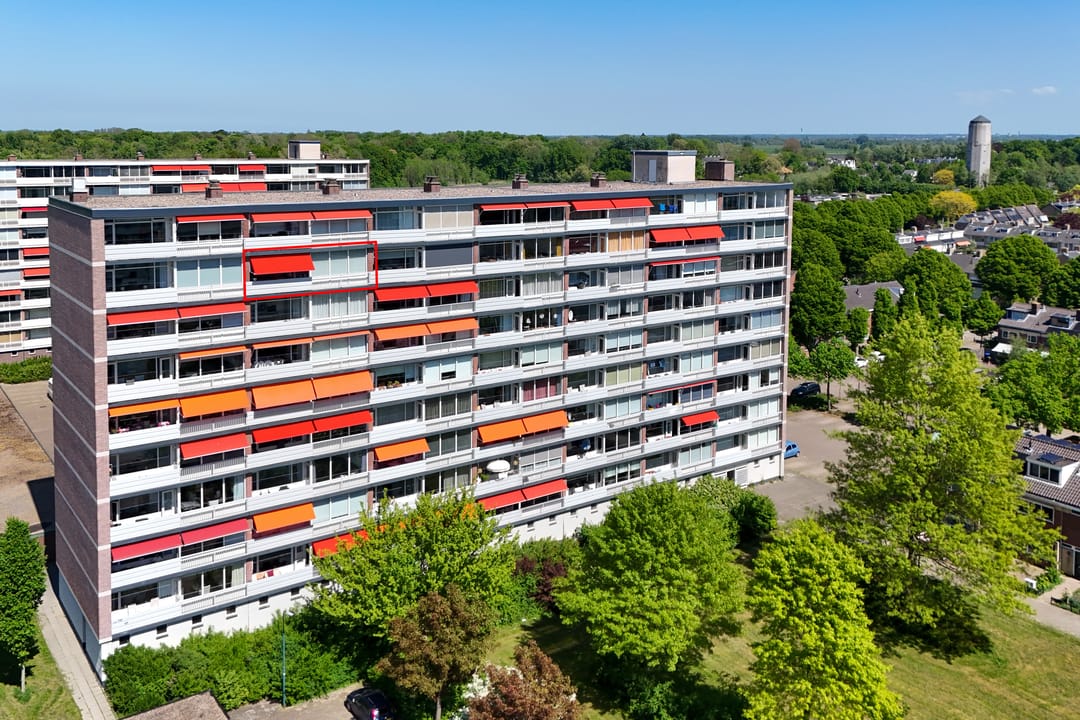 Foto 38 van Titus Brandsmastraat 111