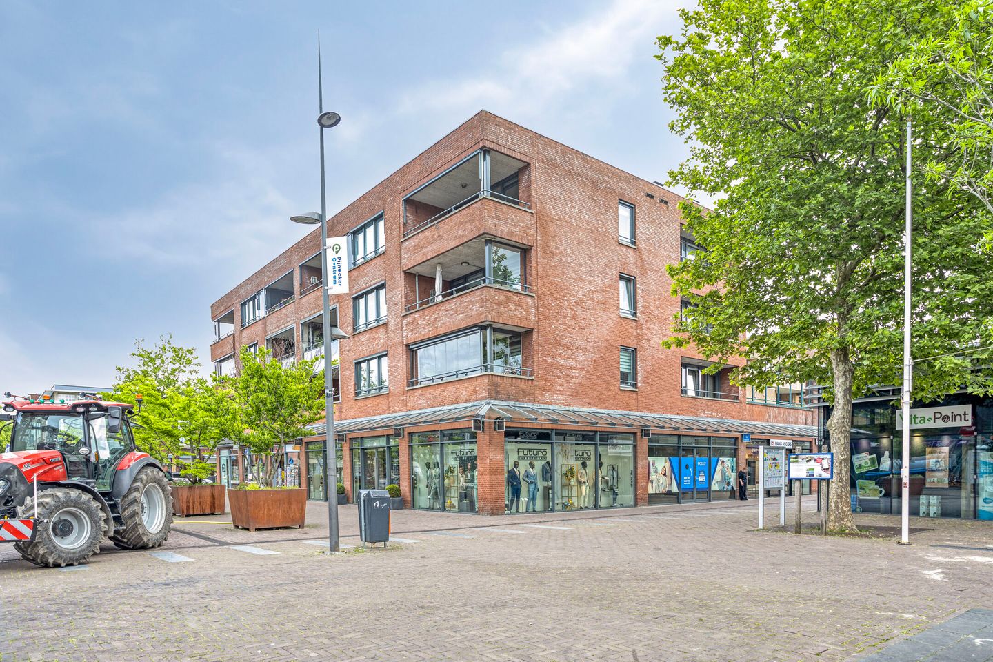 Foto 1 van Oostlaan 132