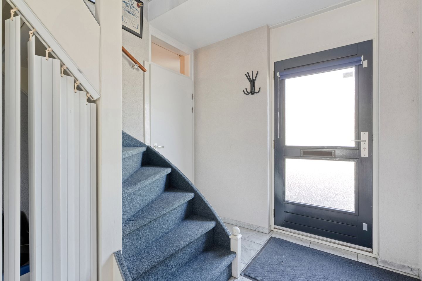 Photo 4 of Aureliavlinder 16