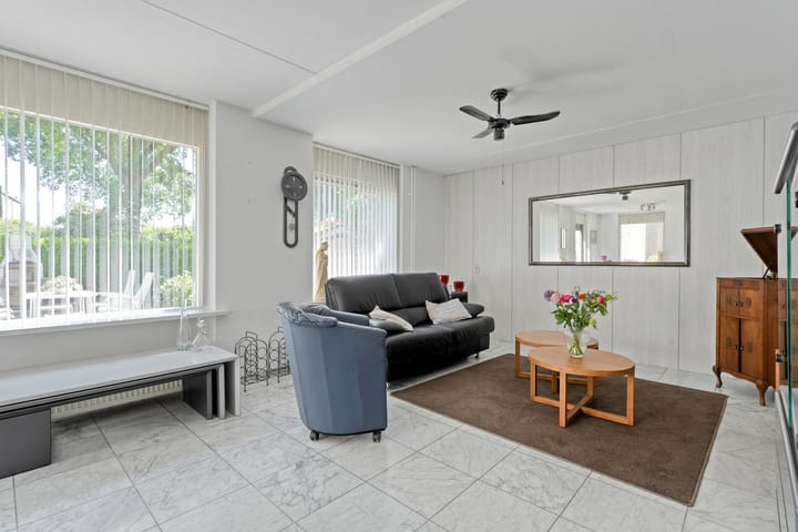 Photo 6 of Aureliavlinder 16