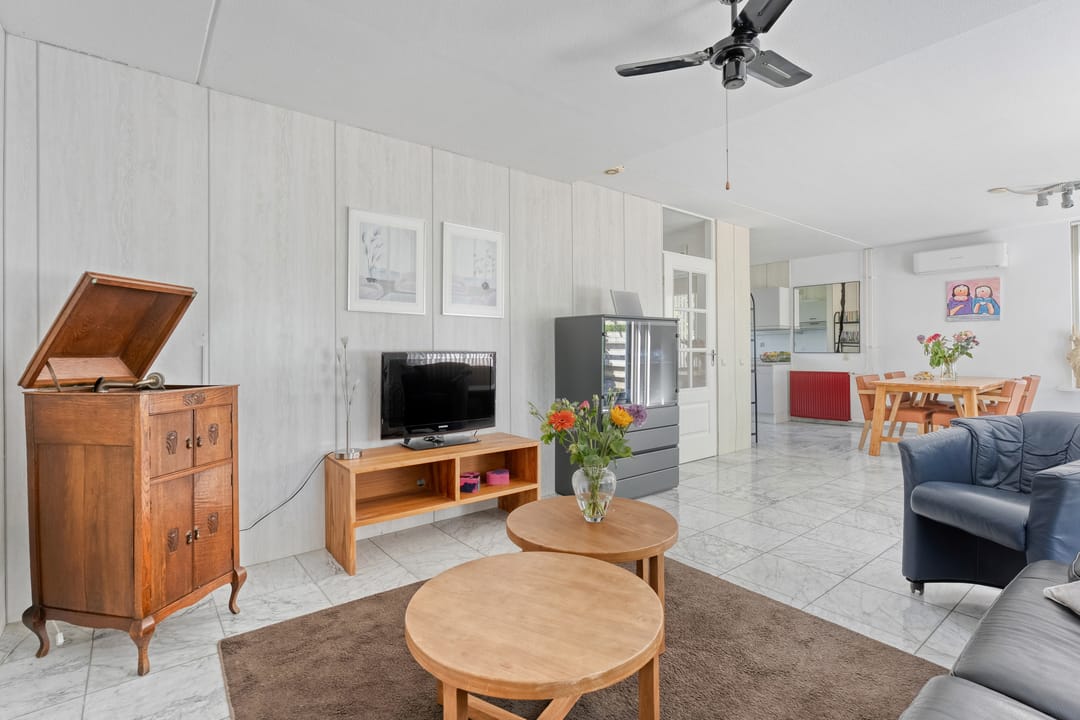 Photo 8 of Aureliavlinder 16