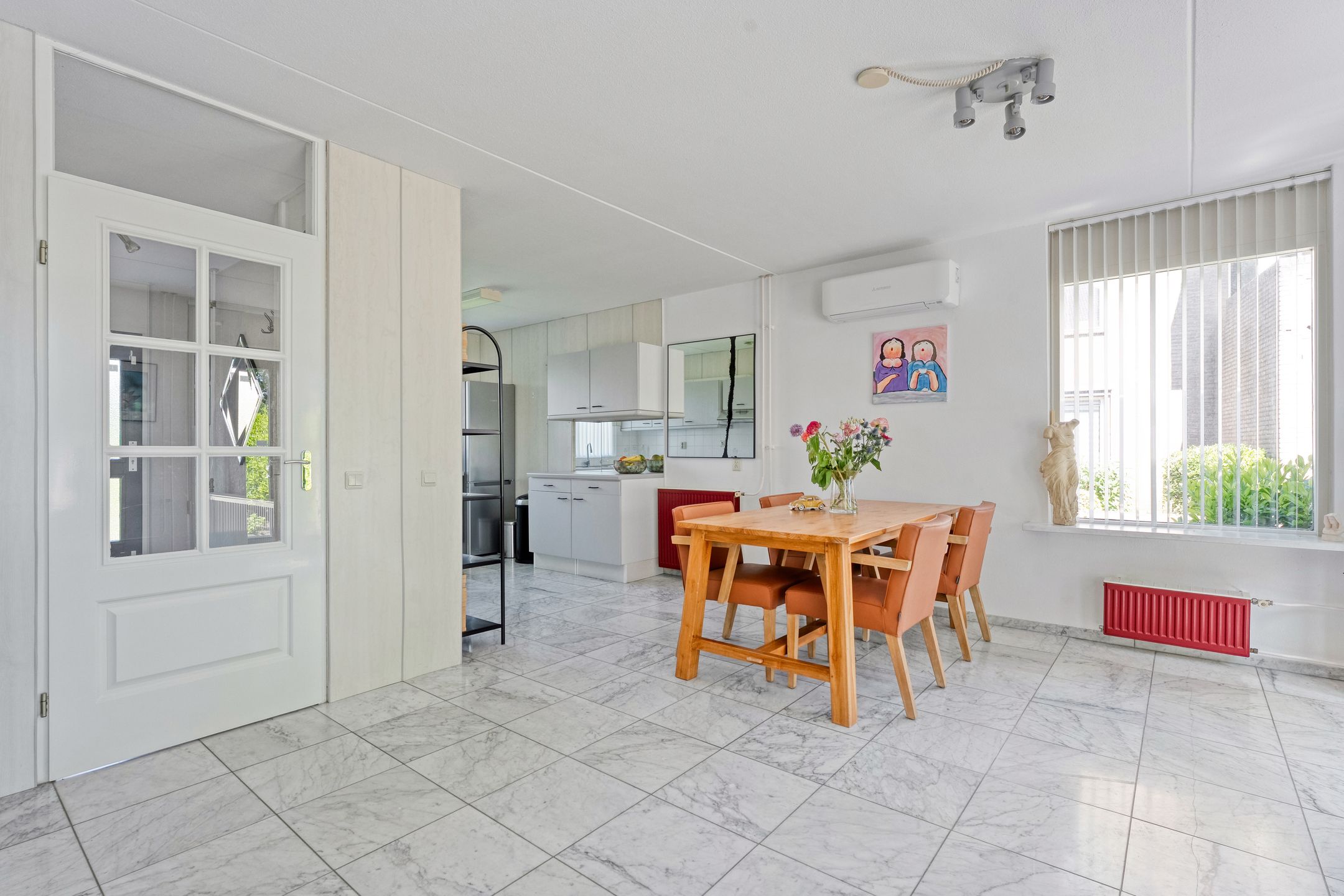 Photo 9 of Aureliavlinder 16