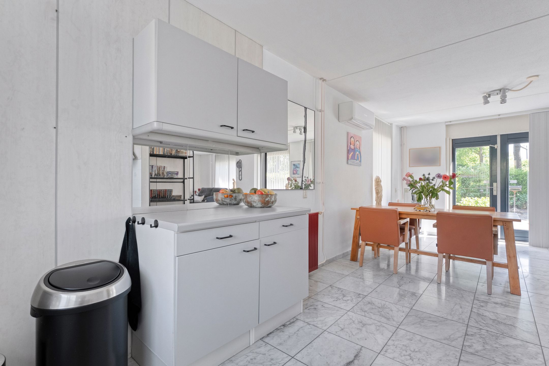 Photo 12 of Aureliavlinder 16