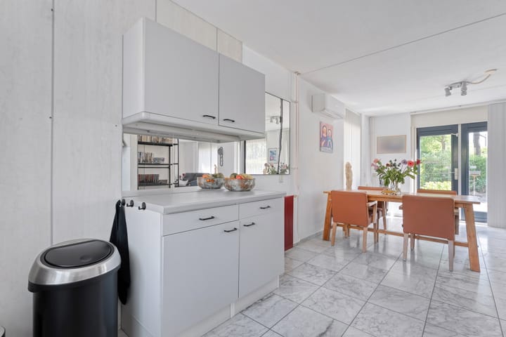 Photo 12 of Aureliavlinder 16