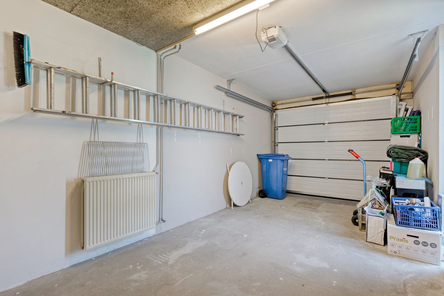 Photo 14 of Aureliavlinder 16